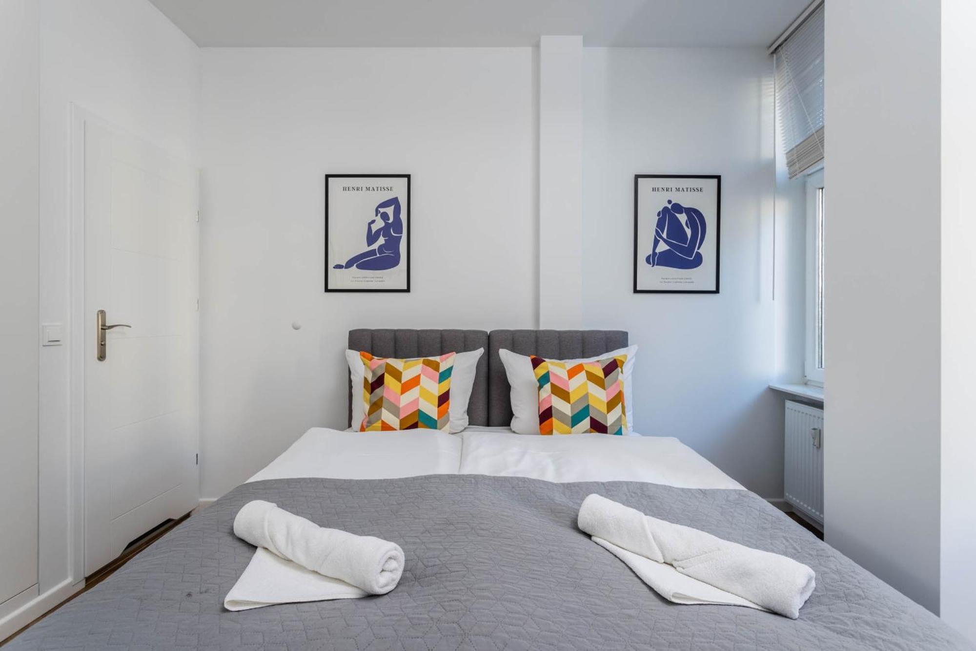 Nowoczesne I Stylowe Studia Very Berry W Poznaniu By Noclegi Renters ภายนอก รูปภาพ