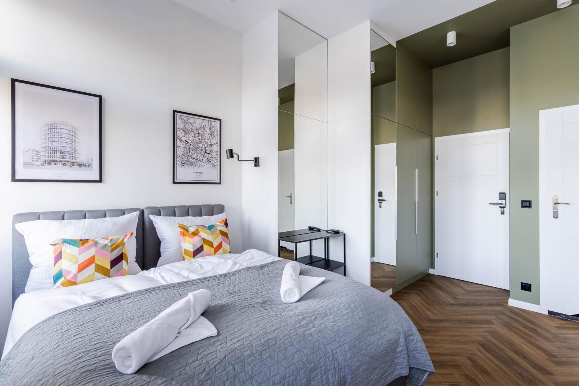 Nowoczesne I Stylowe Studia Very Berry W Poznaniu By Noclegi Renters ภายนอก รูปภาพ
